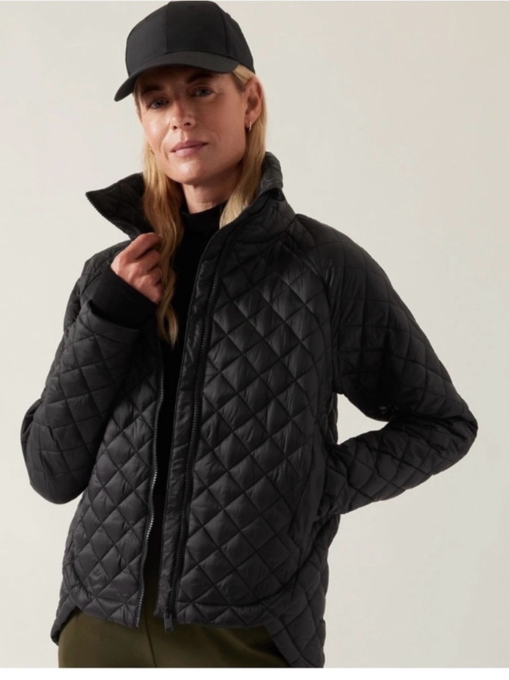 Athleta Black Quilted Diamond-Pattern Puffer Jacket